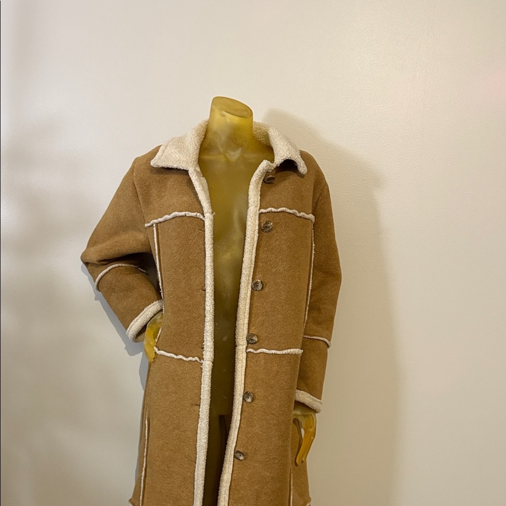 Vintage Women's Tan Long Coat - Picture 3 of 5